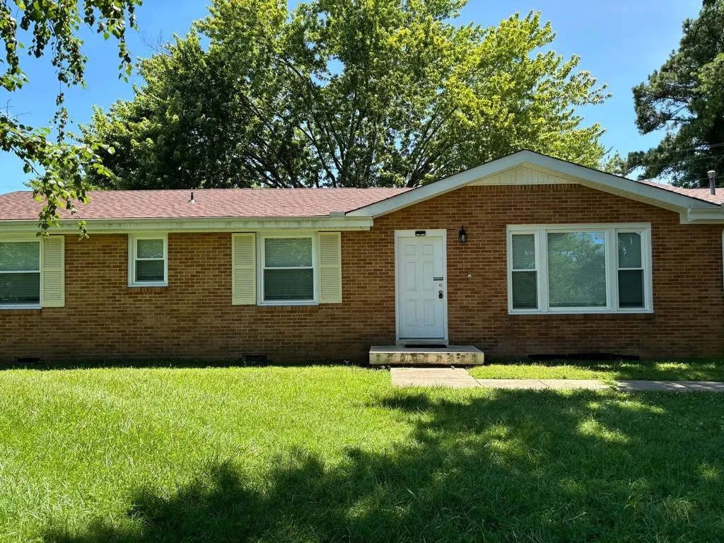 231 Alfred Drive Clarksville TN 37043