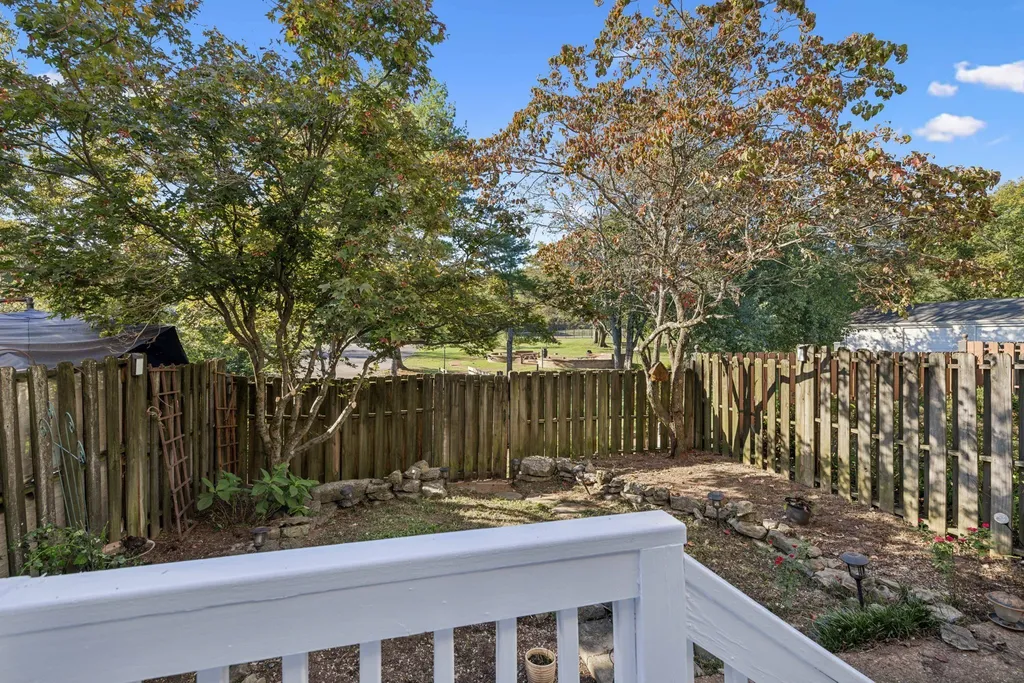 105 Foxborough Sq, W Brentwood TN 37027