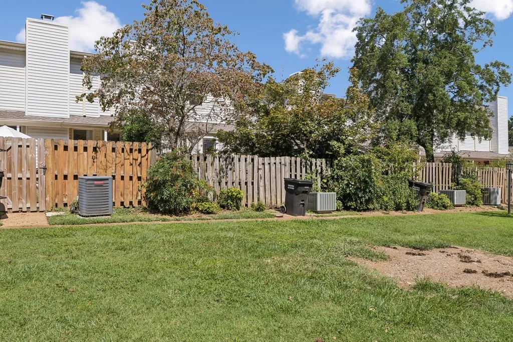 105 Foxborough Sq, W Brentwood TN 37027