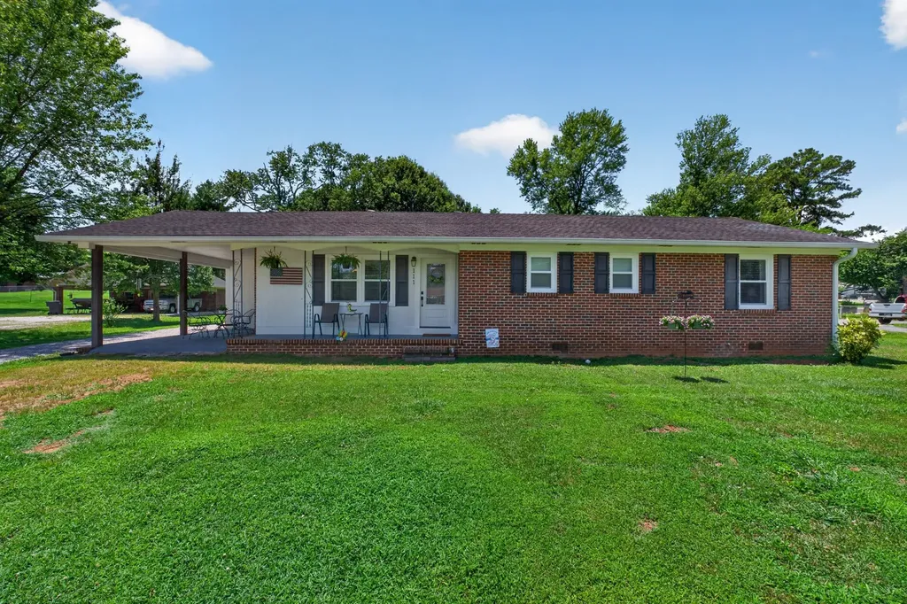 111 Westwood 5th Avenue Mcminnville TN 37110