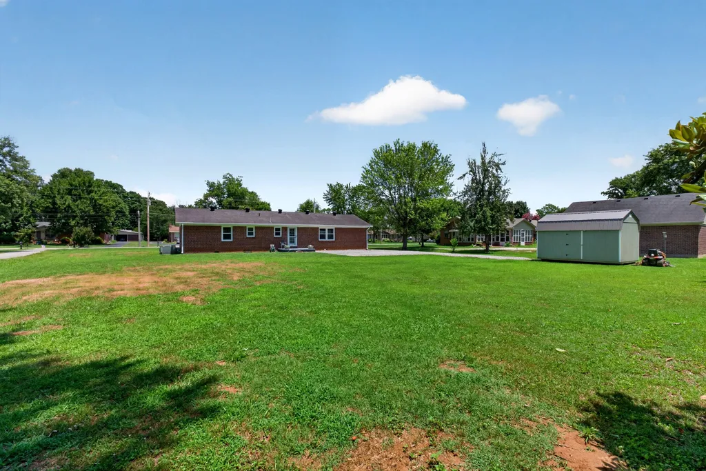 111 Westwood 5th Avenue Mcminnville TN 37110