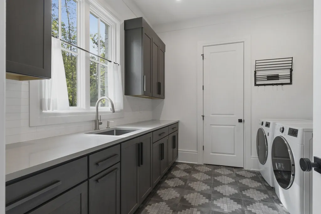 508 Davidson Road Nashville TN 37205