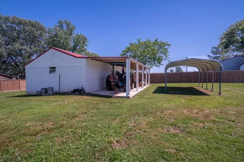 1448 Baker Lane Lawrenceburg TN 38464