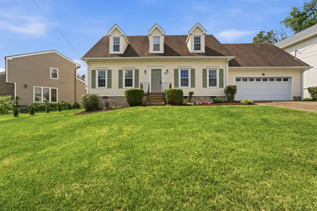 2601 Somerset Drive Nashville TN 37217