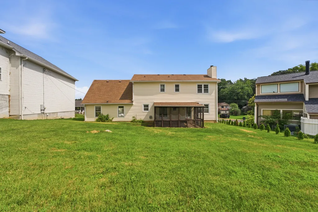 2601 Somerset Drive Nashville TN 37217