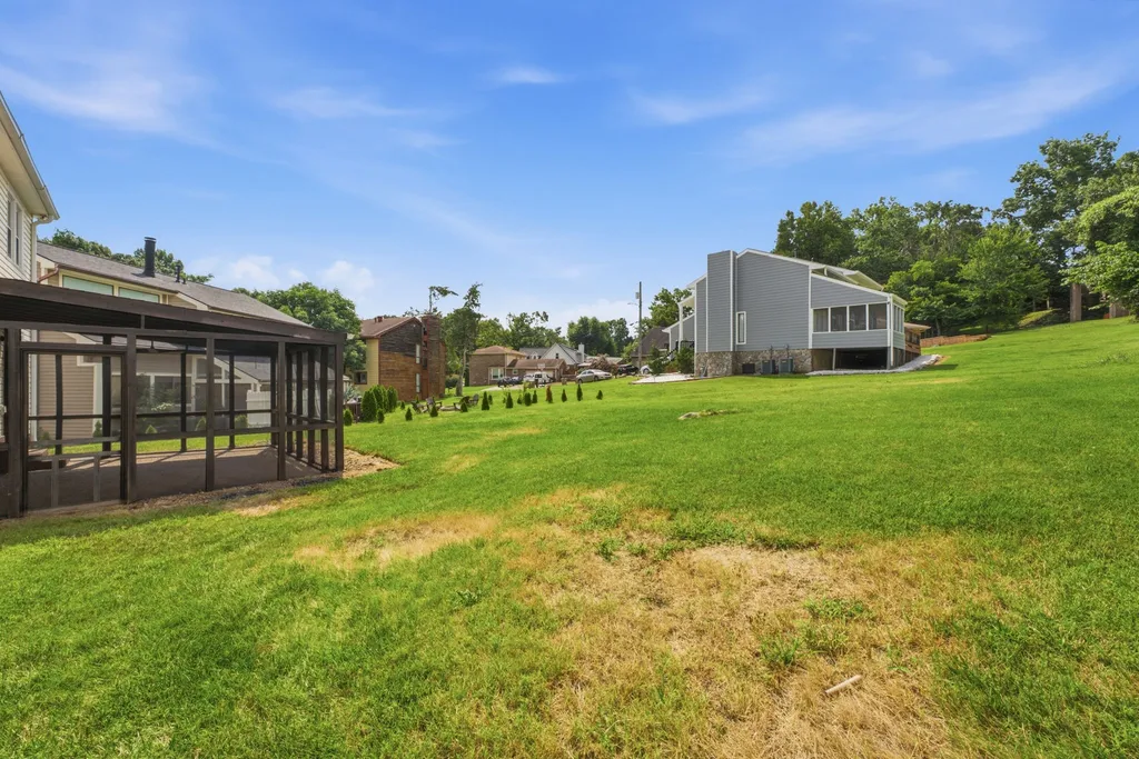 2601 Somerset Drive Nashville TN 37217