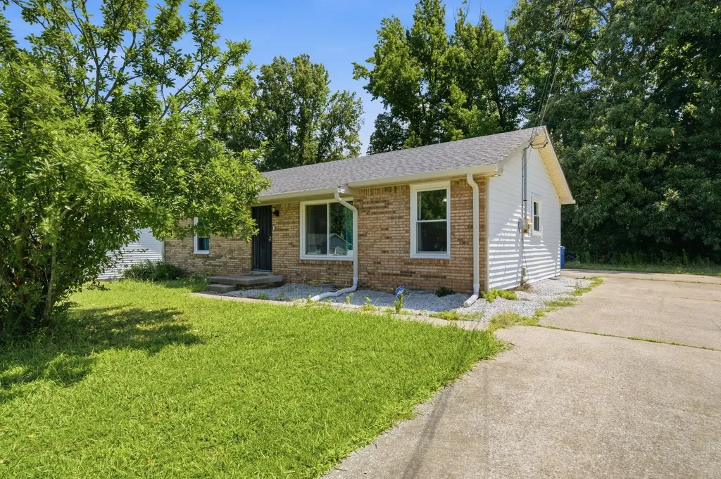 535 Donna Drive Clarksville TN 37042
