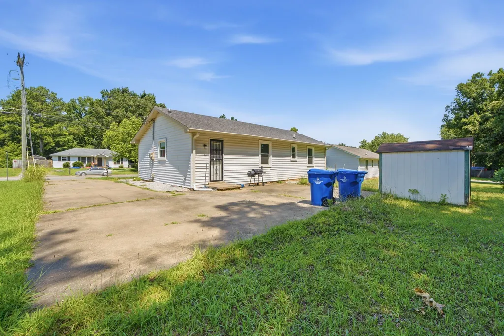 535 Donna Drive Clarksville TN 37042