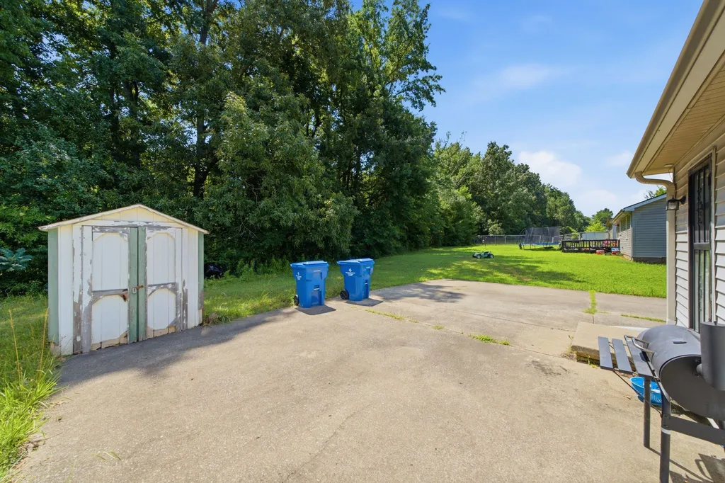 535 Donna Drive Clarksville TN 37042