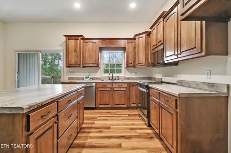 528 St Anthony Drive Jamestown TN 38556