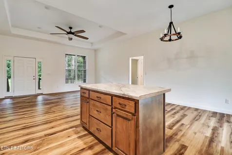 528 St Anthony Drive Jamestown TN 38556