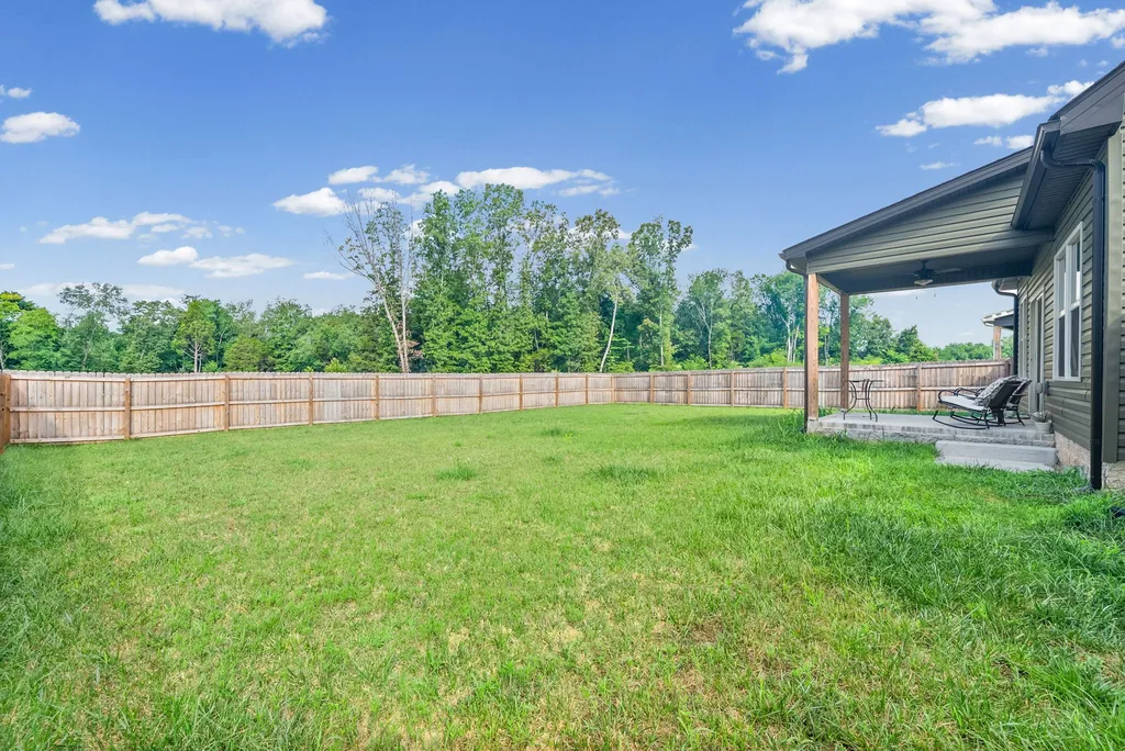 2094 Ireland Way Clarksville TN 37042