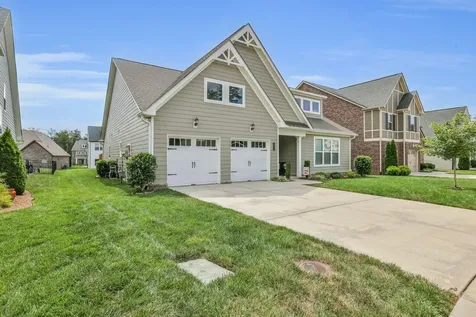 1533 Buttonwood Loop Chattanooga TN 37421