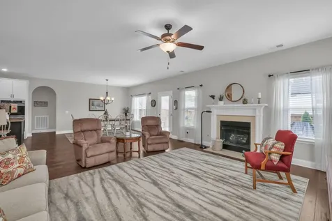 1533 Buttonwood Loop Chattanooga TN 37421