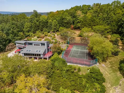 3411 Kings Cove Lane Chattanooga TN 37416