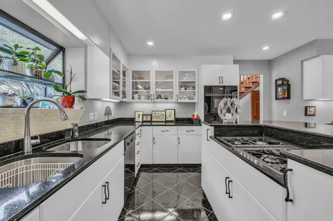 3411 Kings Cove Lane Chattanooga TN 37416