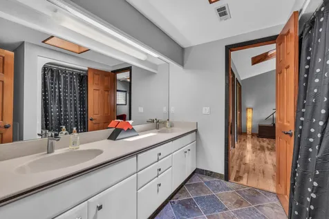 3411 Kings Cove Lane Chattanooga TN 37416