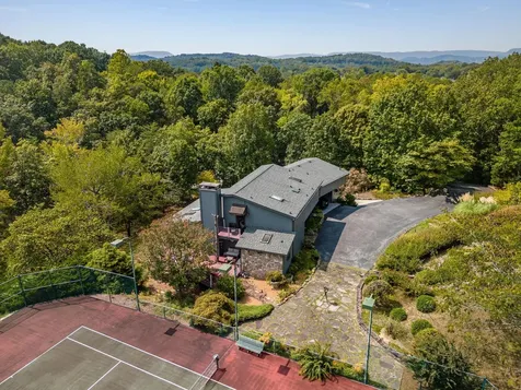 3411 Kings Cove Lane Chattanooga TN 37416