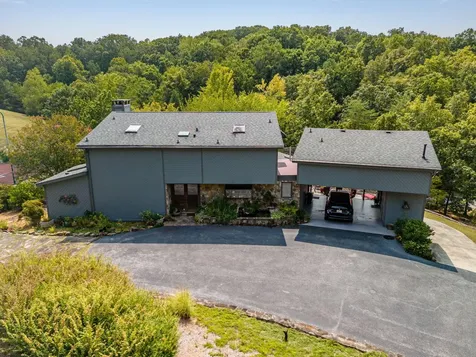 3411 Kings Cove Lane Chattanooga TN 37416