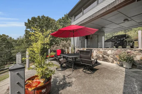 3411 Kings Cove Lane Chattanooga TN 37416