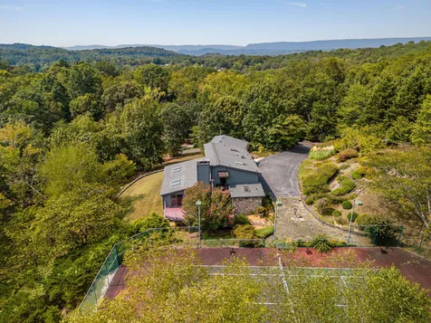 3411 Kings Cove Lane Chattanooga TN 37416