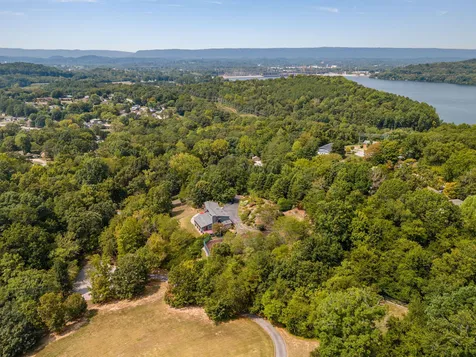 3411 Kings Cove Lane Chattanooga TN 37416