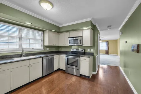 1806 Glen Oaks Terrace Chattanooga TN 37412