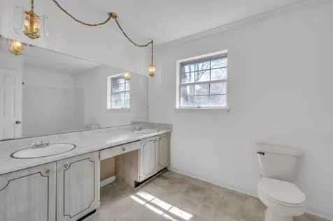 1806 Glen Oaks Terrace Chattanooga TN 37412