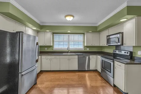 1806 Glen Oaks Terrace Chattanooga TN 37412