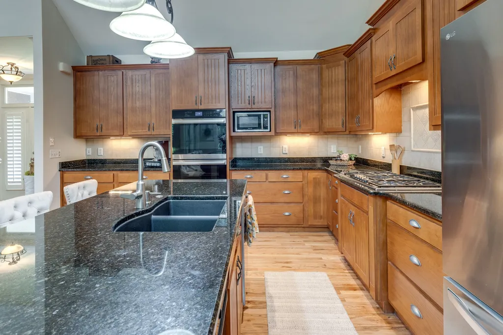 1345 Standing Stone Circle Columbia TN 38401