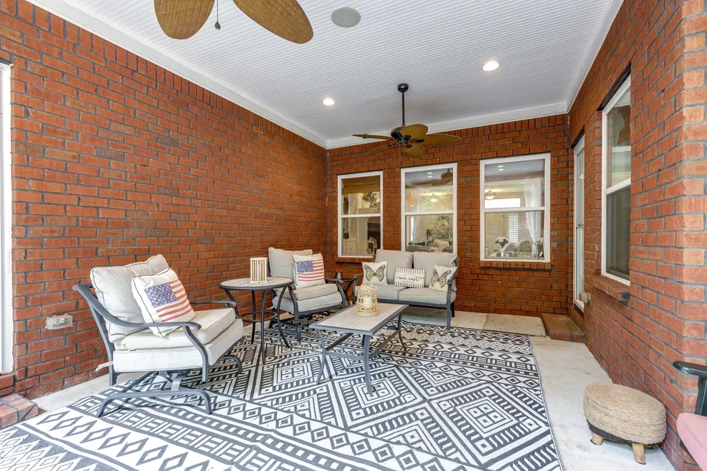 1345 Standing Stone Circle Columbia TN 38401