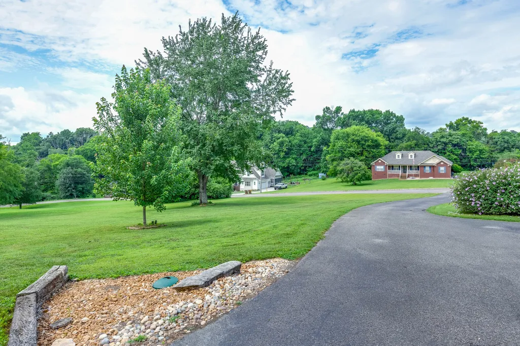 1345 Standing Stone Circle Columbia TN 38401