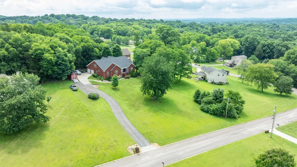 1345 Standing Stone Circle Columbia TN 38401