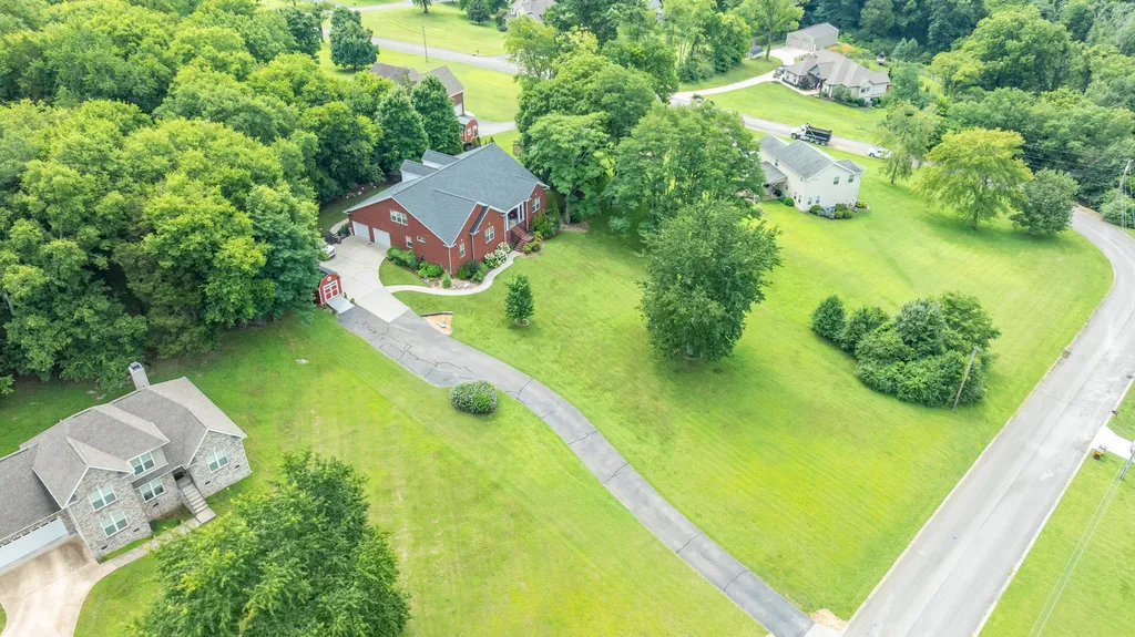 1345 Standing Stone Circle Columbia TN 38401