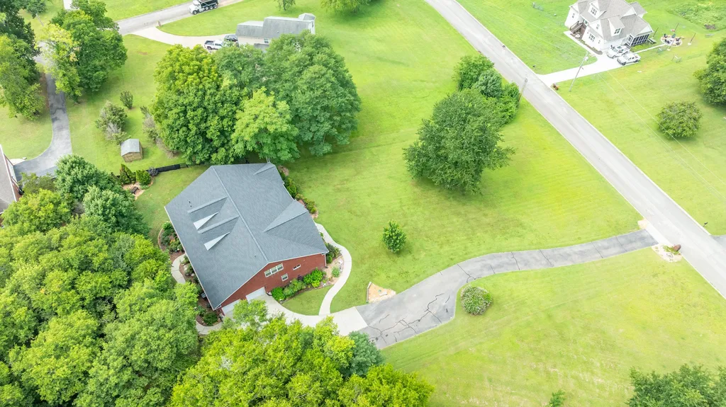 1345 Standing Stone Circle Columbia TN 38401