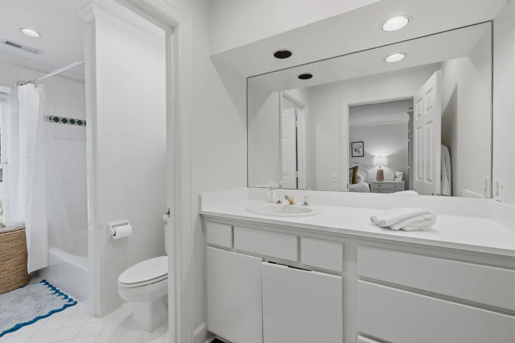 3822 Woodmont Lane Nashville TN 37215