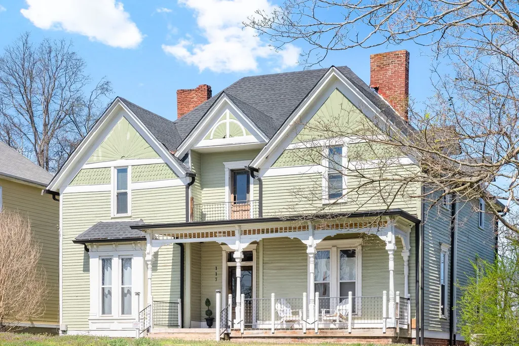 117 Marion Street Clarksville TN 37040