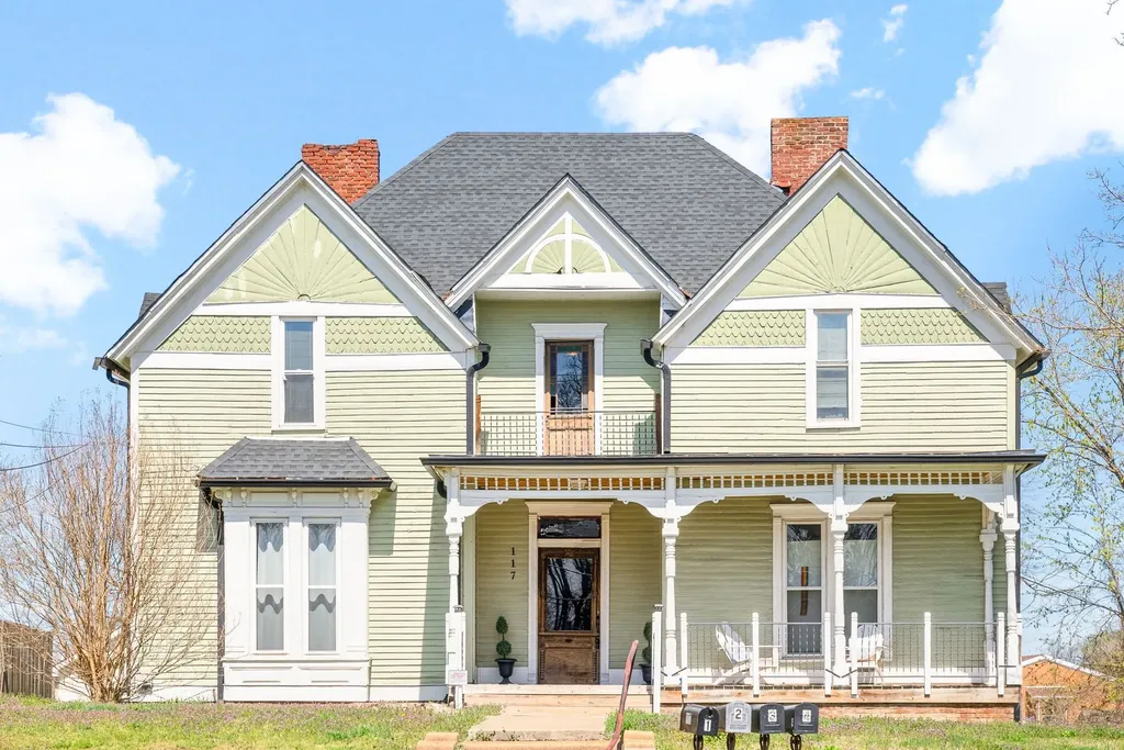117 Marion Street Clarksville TN 37040