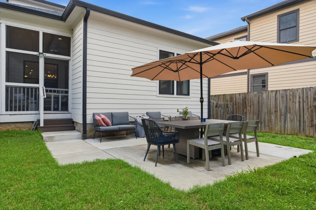 1541A Battlefield Drive Nashville TN 37215