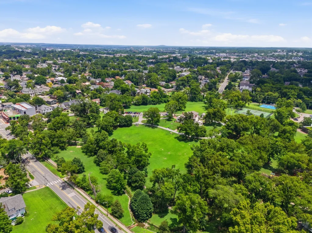 1541A Battlefield Drive Nashville TN 37215