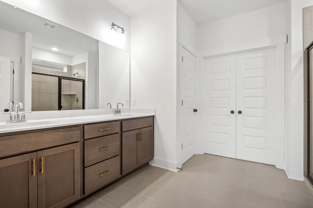 2882 Tisdale Drive White House TN 37188
