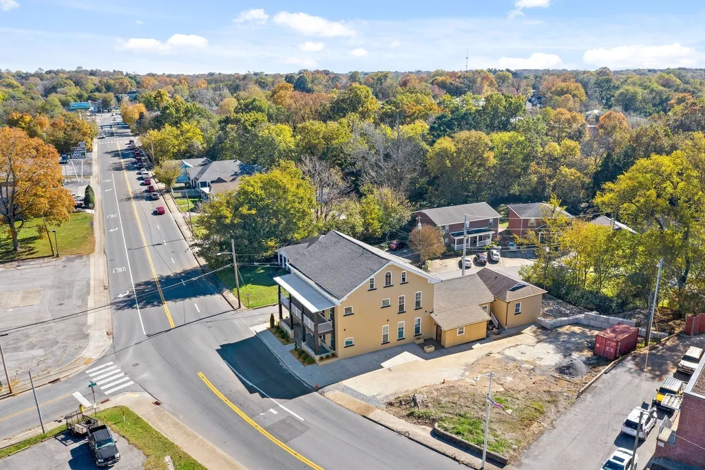 638 Madison Street Clarksville TN 37040
