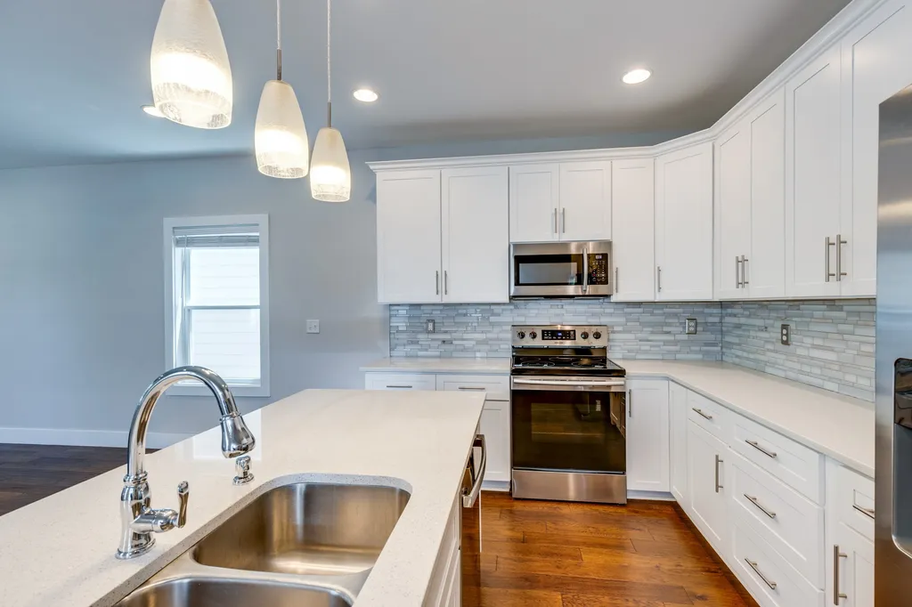 1917B Delta Avenue Nashville TN 37208