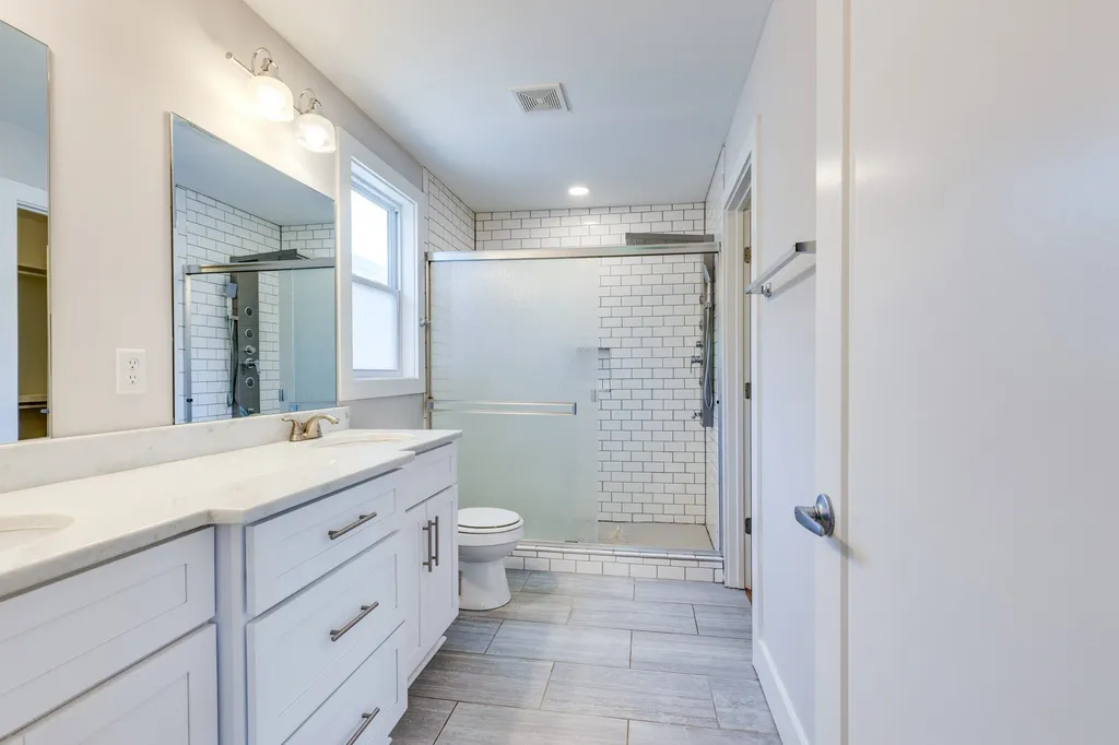 1917B Delta Avenue Nashville TN 37208
