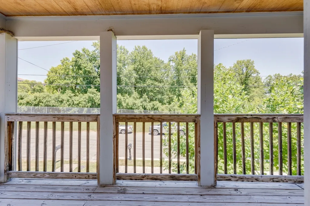 1917B Delta Avenue Nashville TN 37208