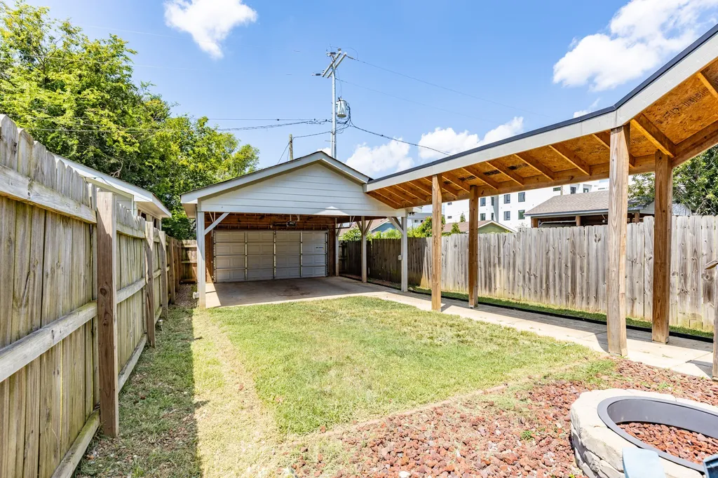 1917B Delta Avenue Nashville TN 37208