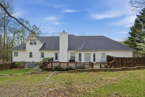 9157 Standifer Gap Road Chattanooga TN 37421