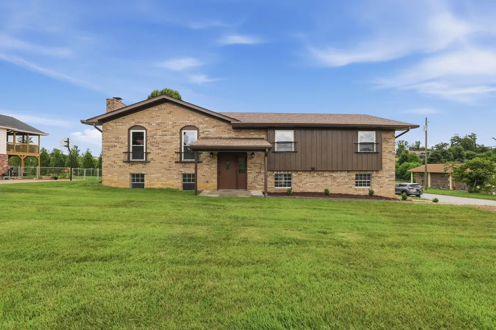 2802 Saint Lawrence Road Chattanooga TN 37421