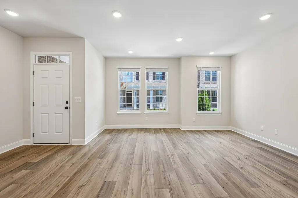 2718 Willowoak Trail Murfreesboro TN 37129
