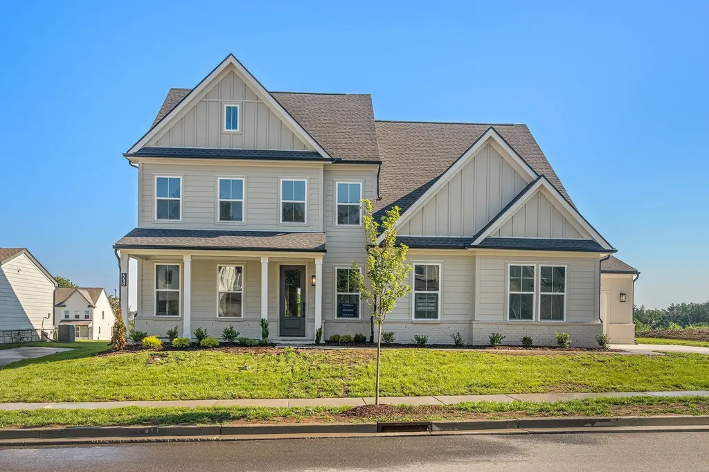 448 Tomlinson Pointe Drive Mount Juliet TN 37122